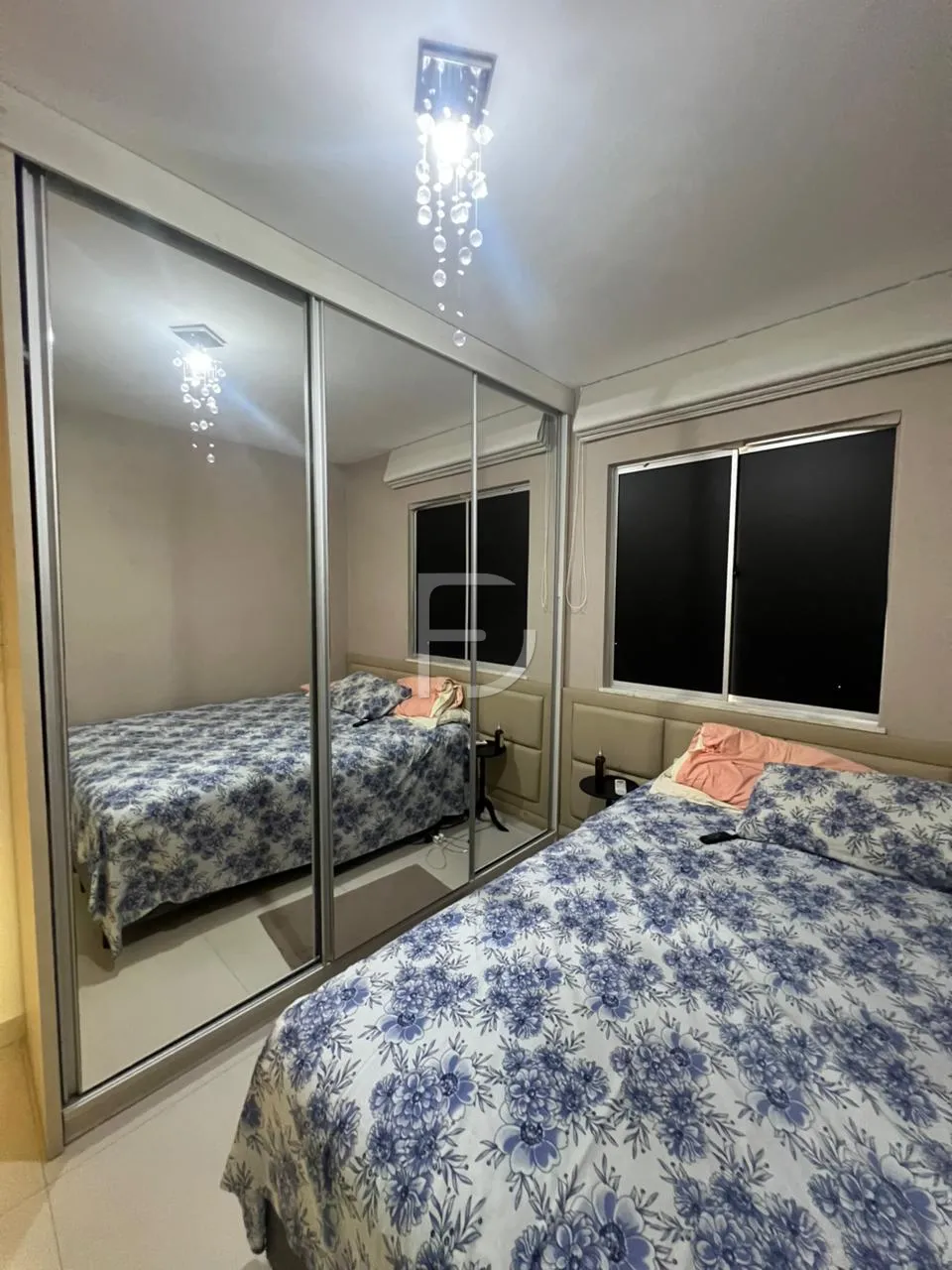 APARTAMENTO DE 2/4 SENDO 1 SUITE MOBILIADO